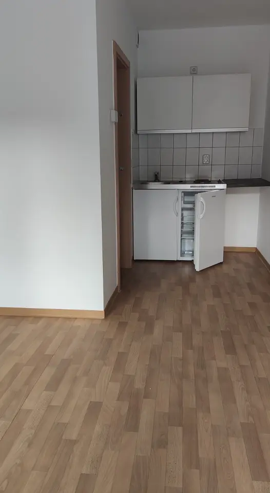 2 Zimmer Wohnung mit 18 m² in Halle (Saale) – Bild 3