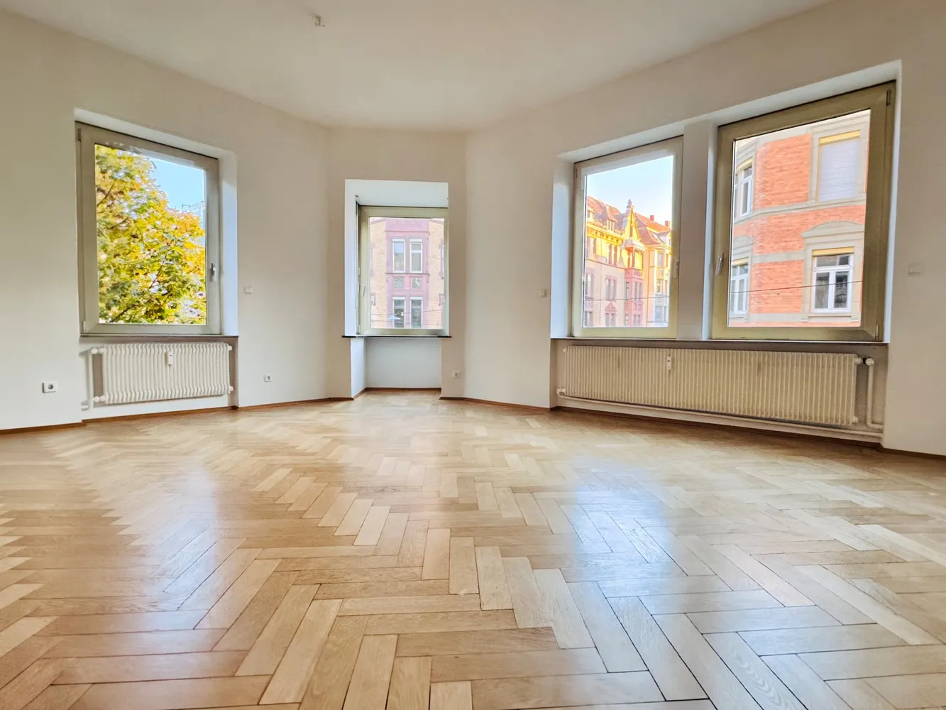 4 Zimmer Wohnung mit 109 m² in Stuttgart – Bild 2