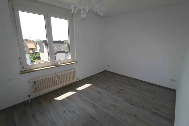 3 Zimmer Wohnung mit 62 m² in Karlsruhe – Bild 2