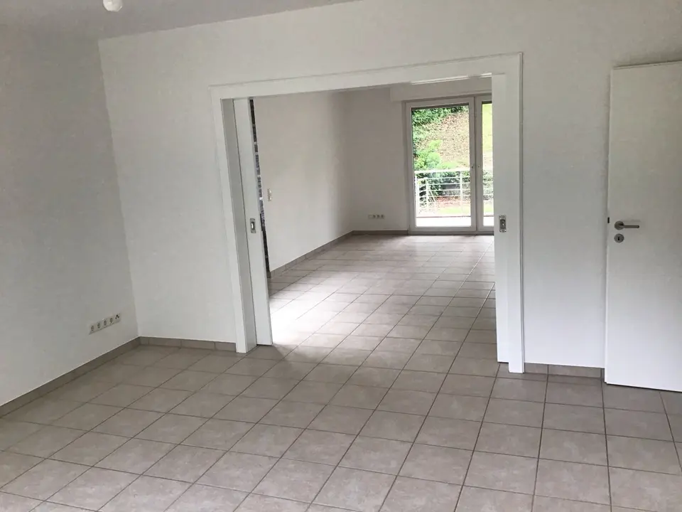 3 Zimmer Wohnung mit 130 m² in Essen – Bild 3