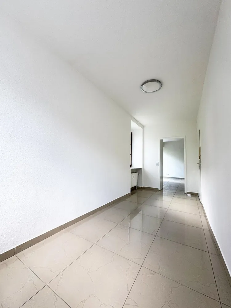 2 Zimmer Wohnung mit 42 m² in Duisburg – Bild 2
