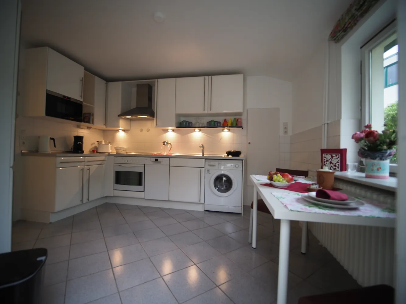 3 Zimmer Wohnung mit 110 m² in Hamburg – Bild 3