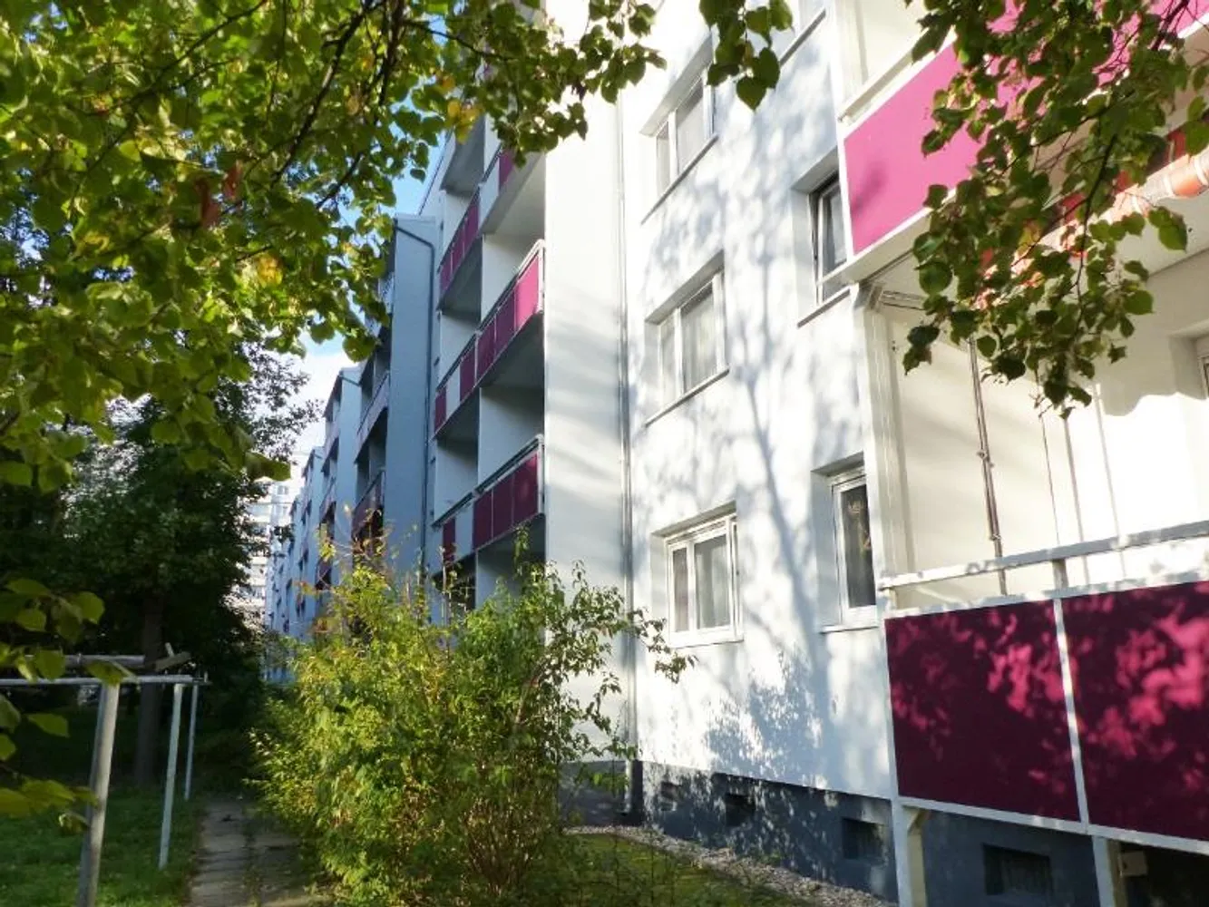 3 Zimmer Wohnung mit 61 m² in Halle (Saale) – Bild 2