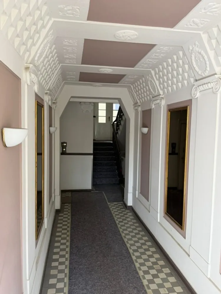 3 Zimmer Wohnung mit 123 m² in Berlin – Bild 2