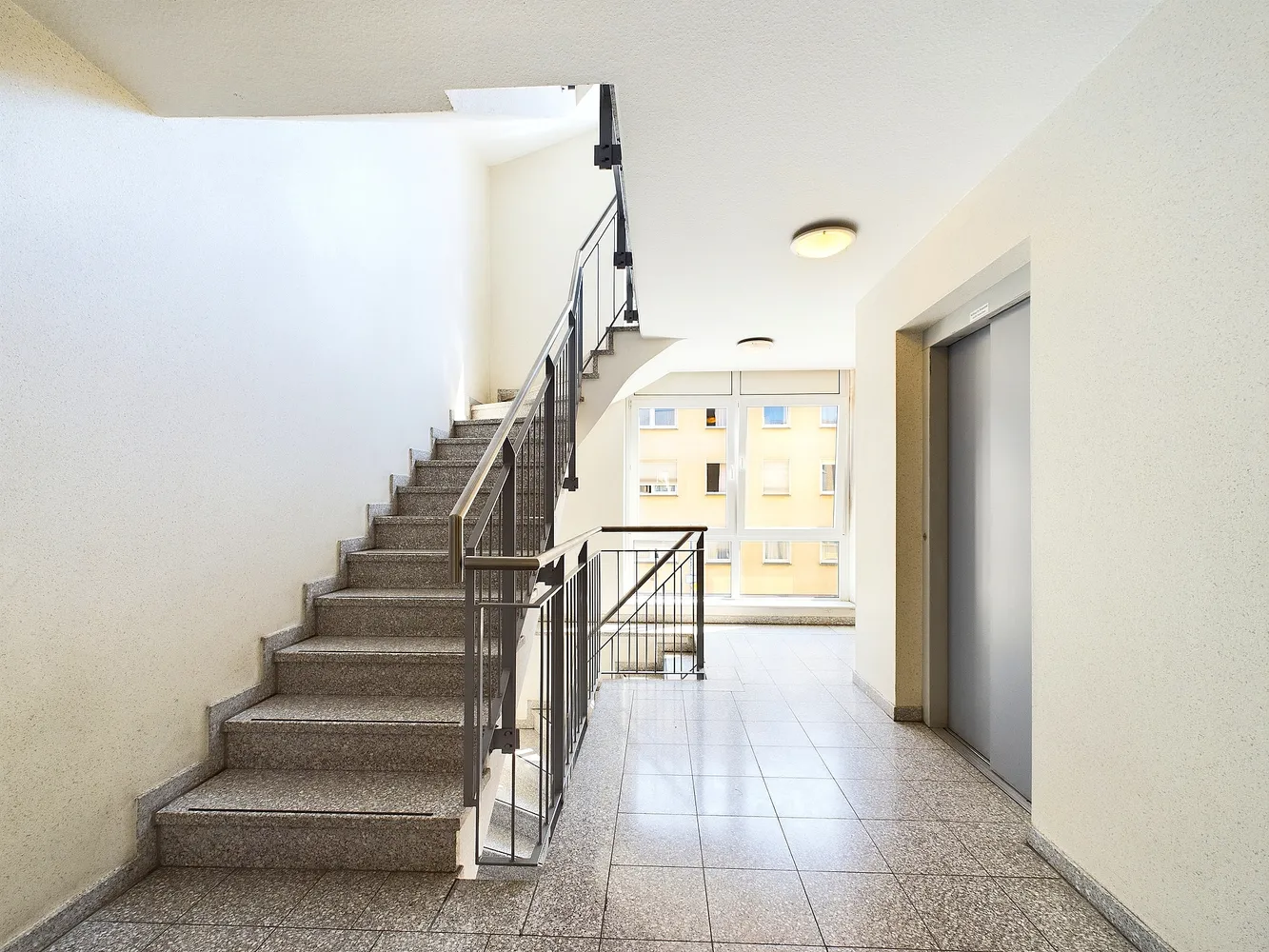 2 Zimmer Wohnung mit 38 m² in Bielefeld – Bild 3