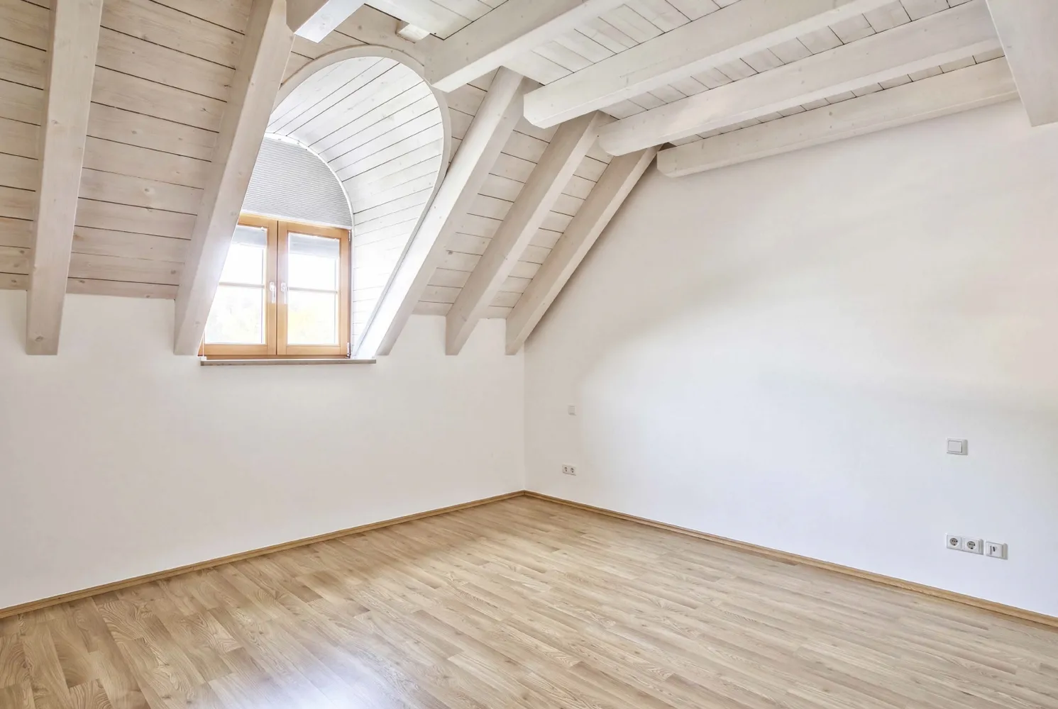5 Zimmer Wohnung mit 185 m² in Starnberg – Bild 7