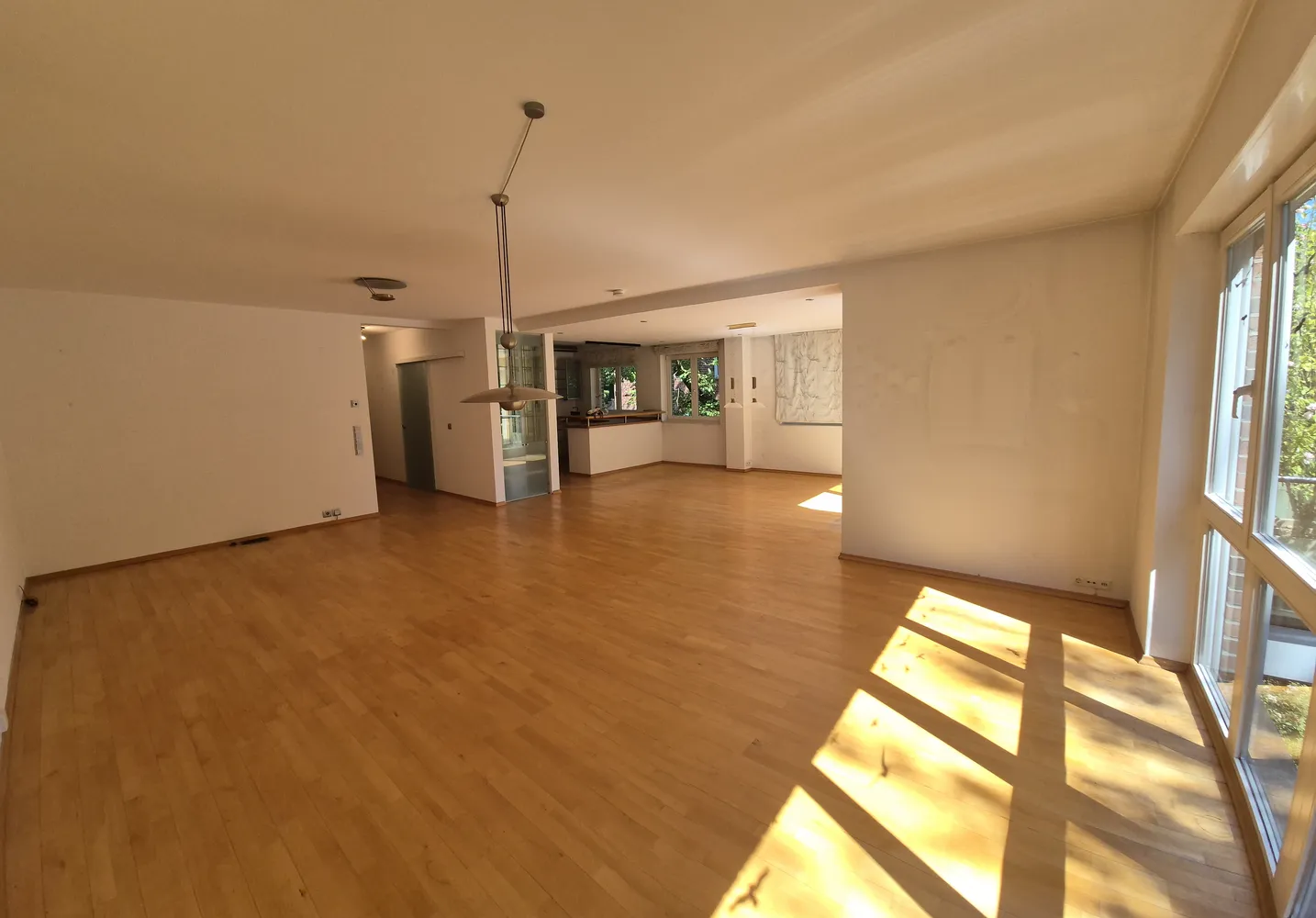 3 Zimmer Wohnung mit 150 m² in Hamburg – Bild 3