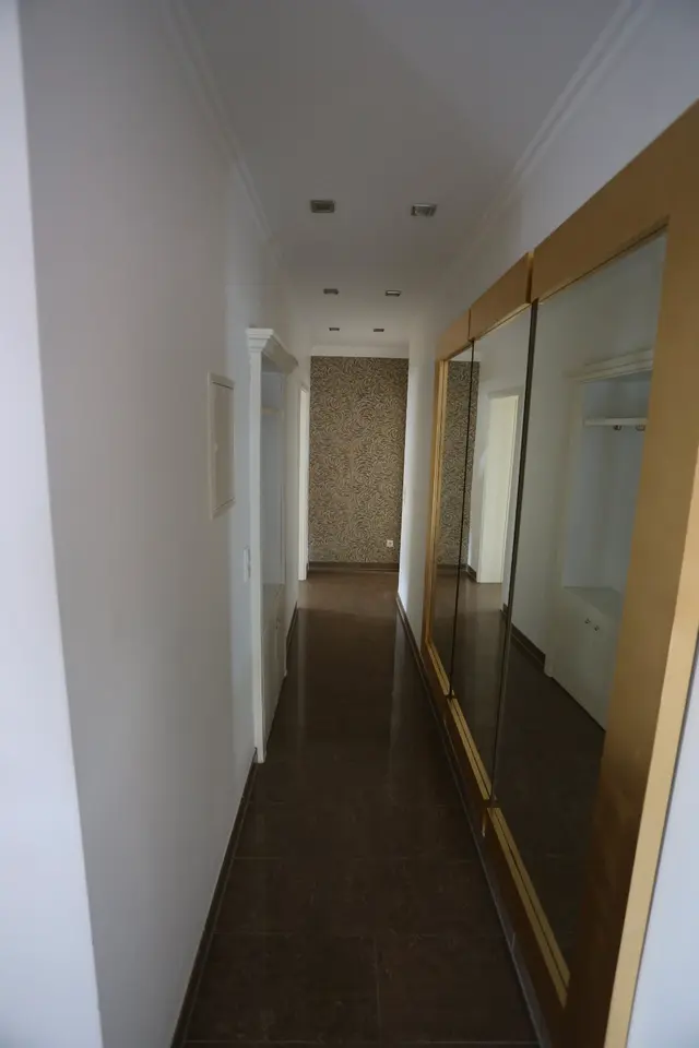 6 Zimmer Wohnung mit 120 m² in Augsburg – Bild 5