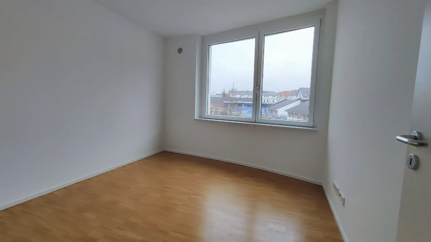 3 Zimmer Wohnung mit 91 m² in Hannover – Bild 3