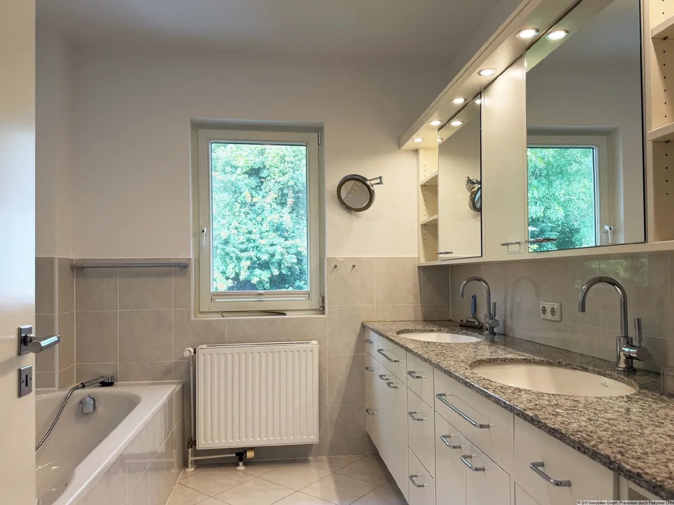4 Zimmer Wohnung mit 188 m² in Kiel – Bild 8