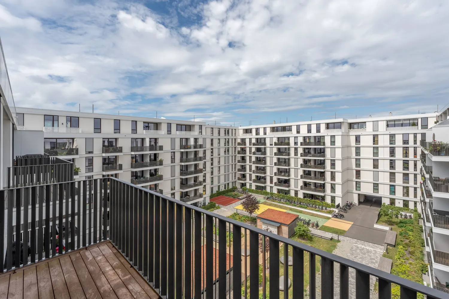 3 room apartment with 94 m² in Berlin – Photo 9
