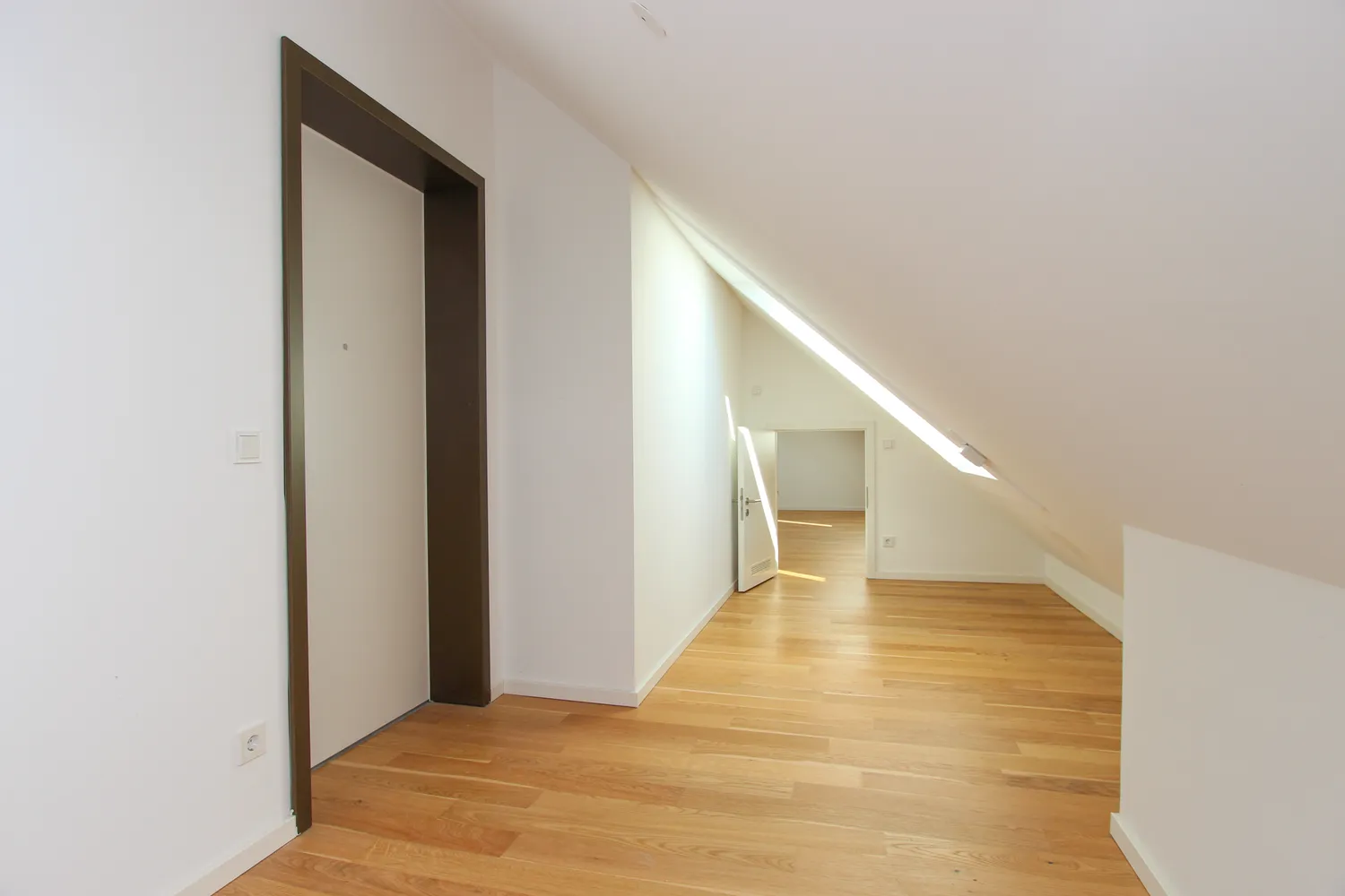 4 Zimmer Wohnung mit 106 m² in München – Bild 10