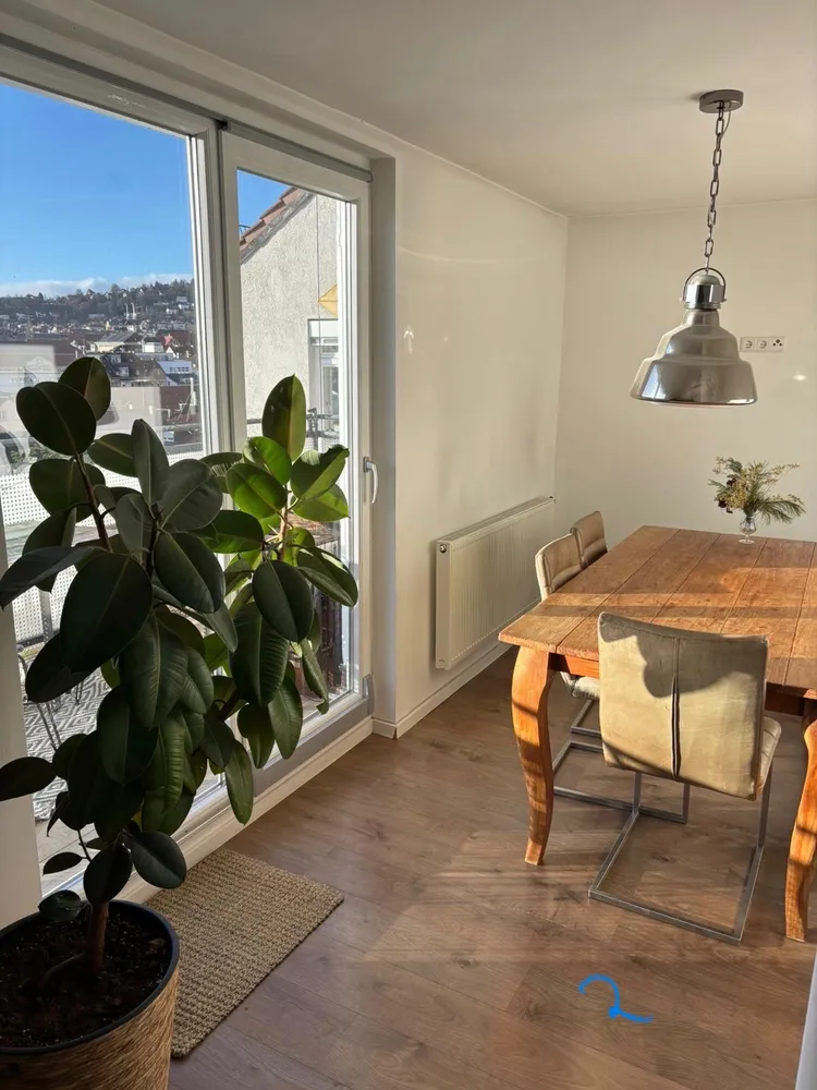 4 Zimmer Wohnung mit 97 m² in Stuttgart – Bild 2