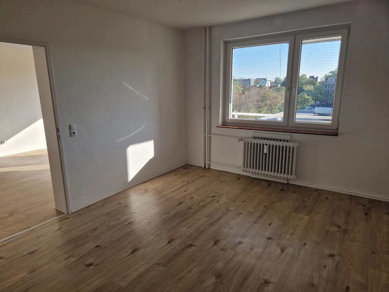 2 room apartment with 62 m² in Cologne – Photo 2