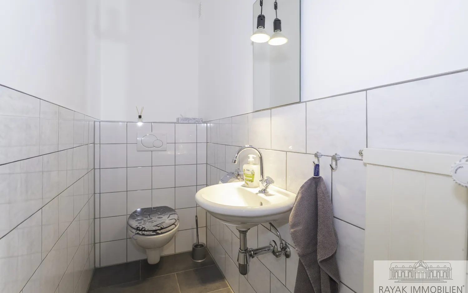 2 Zimmer Wohnung mit 70 m² in Düsseldorf – Bild 5