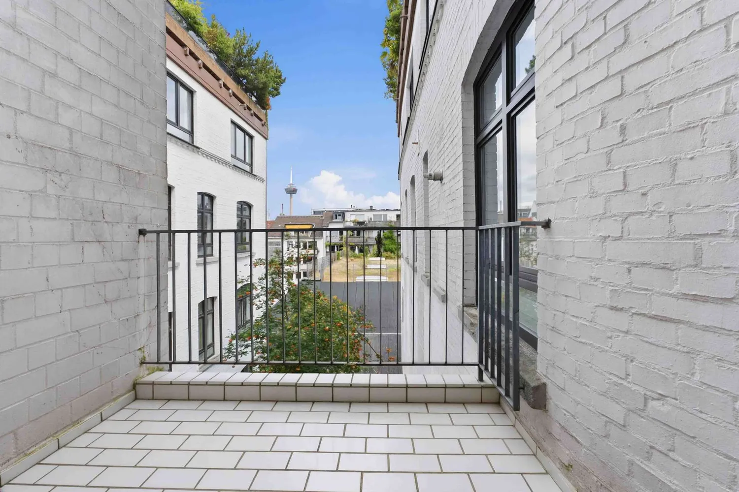 4 room apartment with 141 m² in Cologne – Photo 3