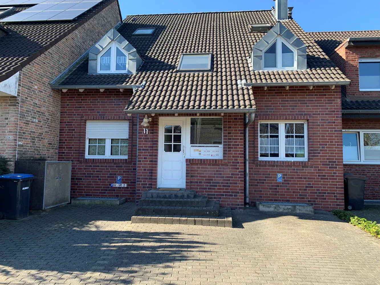 2 Zimmer Wohnung mit 65 m² in Grevenbroich – Bild 2