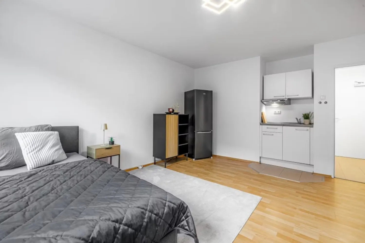 1 Zimmer Wohnung mit 32 m² in München – Bild 2