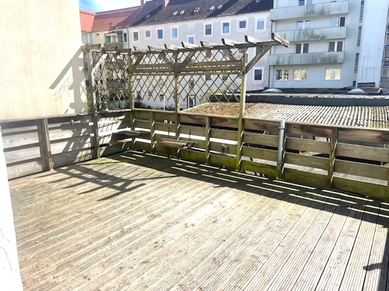6 Zimmer Wohnung mit 105 m² in Bremerhaven – Bild 9