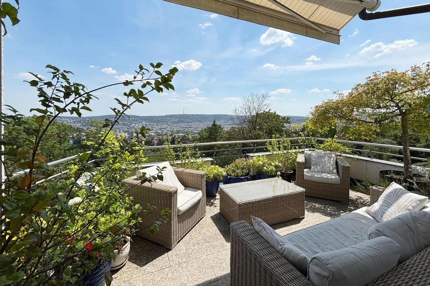 5 Zimmer Wohnung mit 224 m² in Stuttgart – Bild 4
