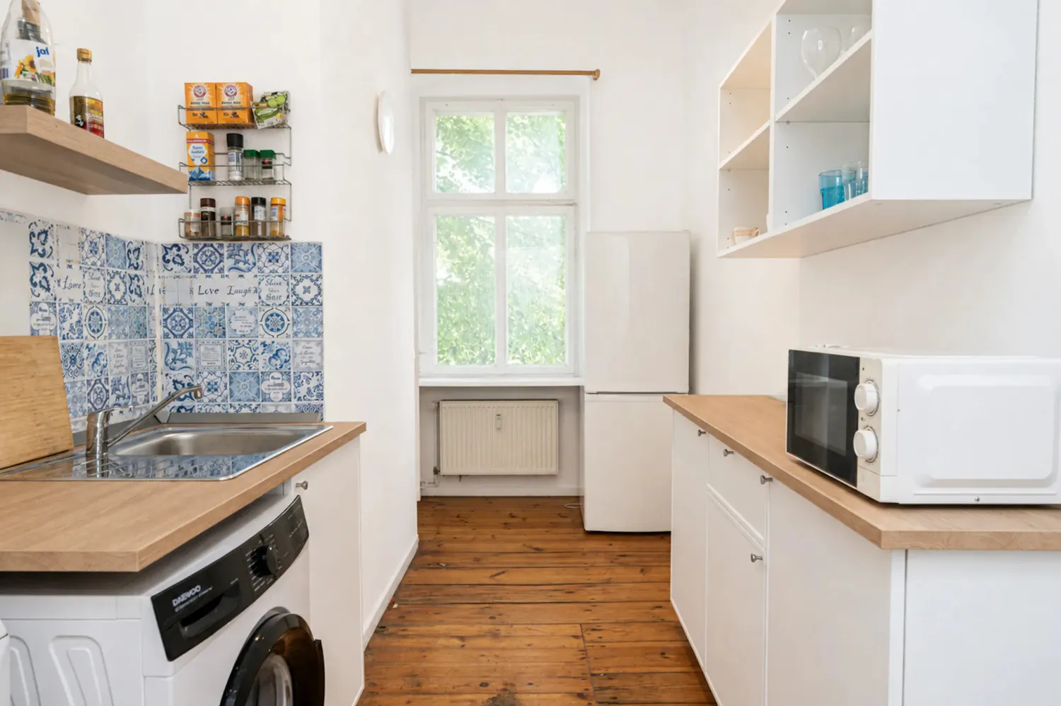 Shared room with 9 m² in Berlin – Photo 3