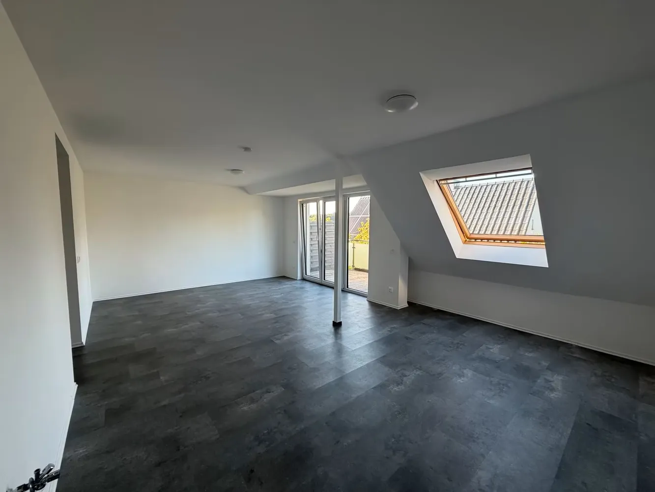 2 Zimmer Wohnung mit 52 m² in Aachen – Bild 2