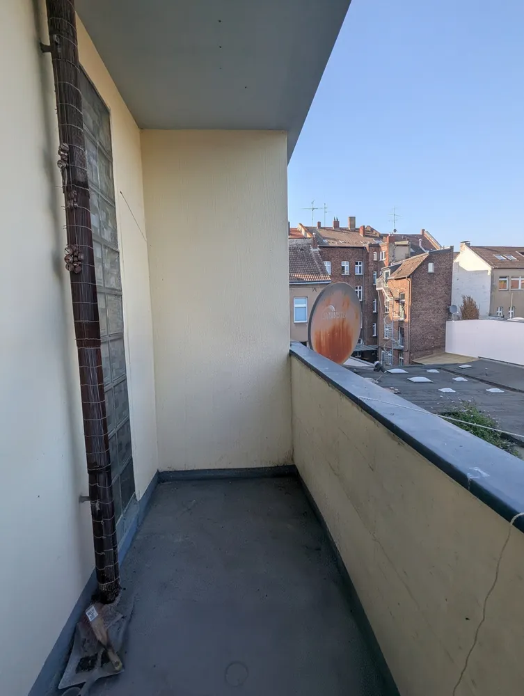2 room apartment with 55 m² in Düsseldorf – Photo 2