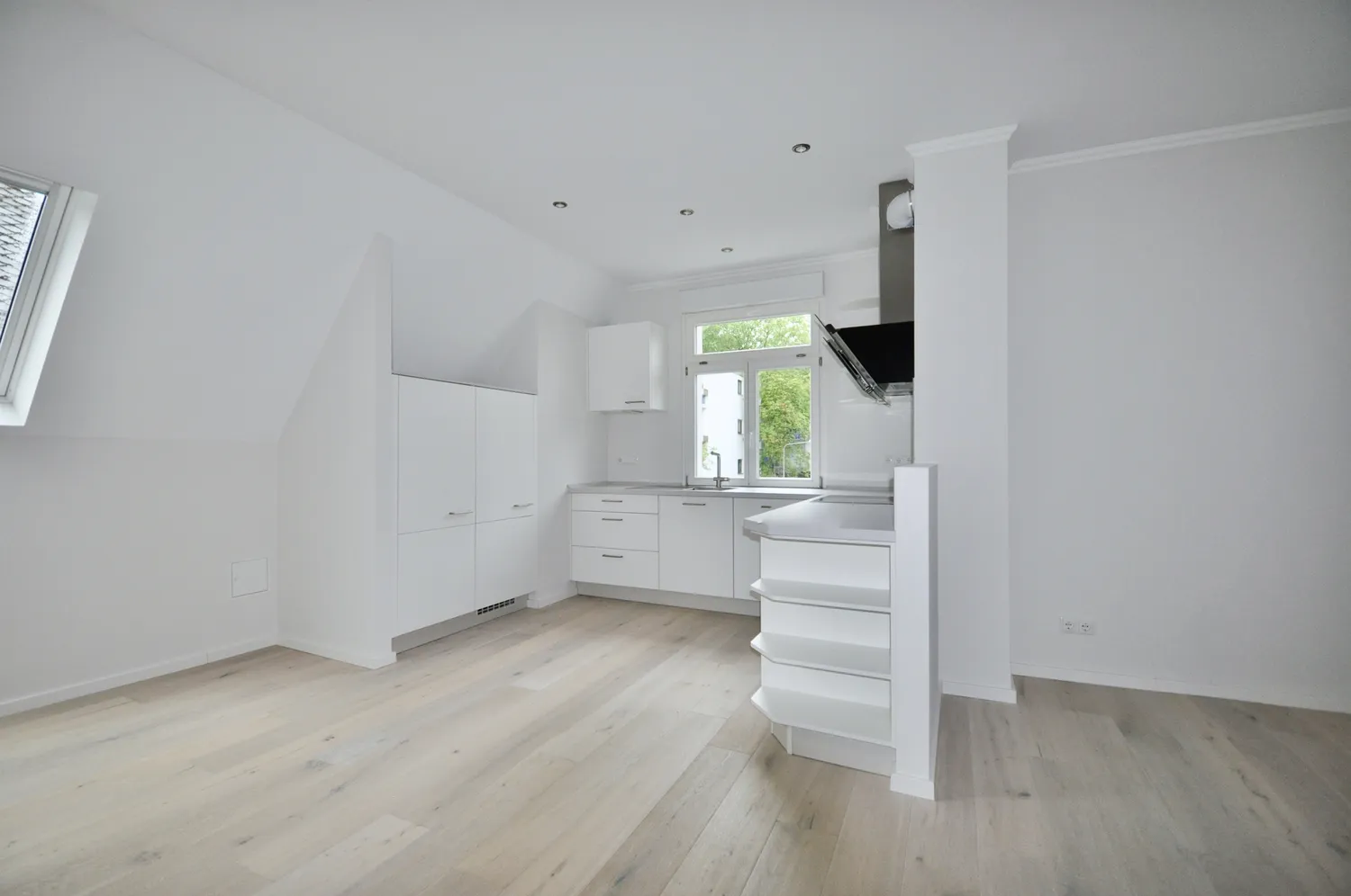 3 Zimmer Wohnung mit 76 m² in Wiesbaden – Bild 1