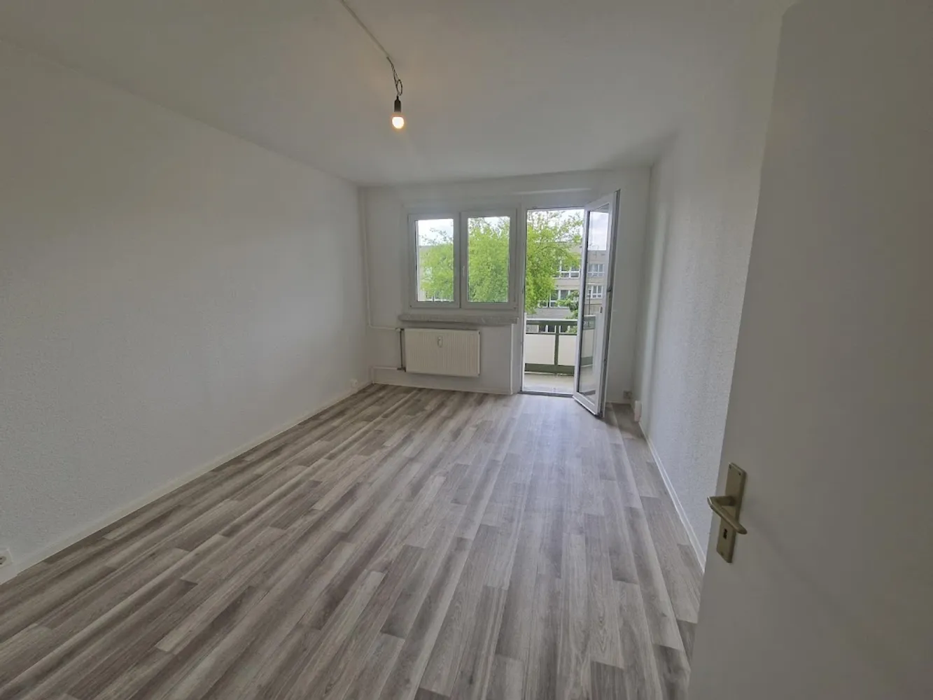 2 Zimmer Wohnung mit 61 m² in Halle (Saale) – Bild 2