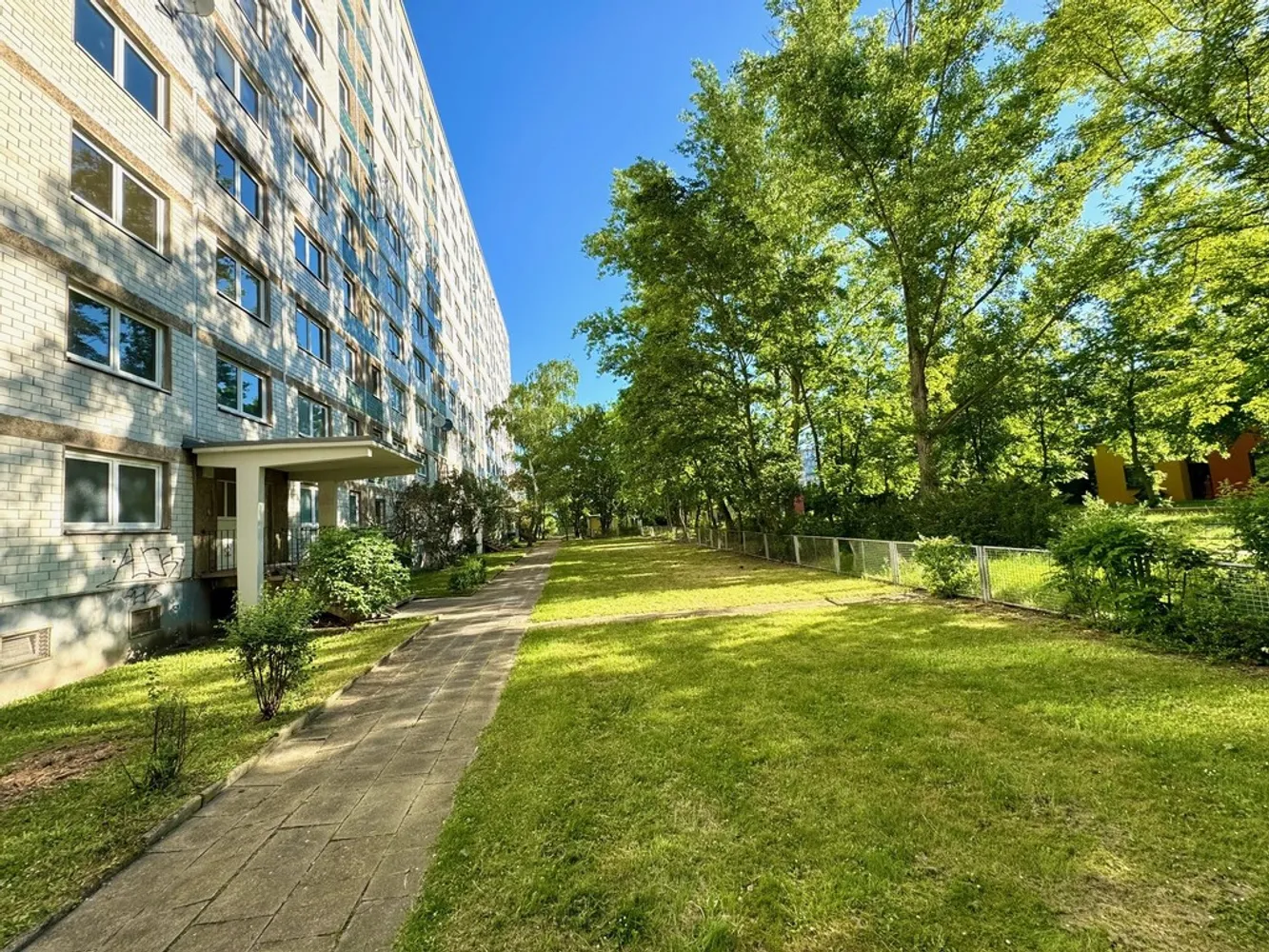 3 Zimmer Wohnung mit 55 m² in Halle (Saale) – Bild 1