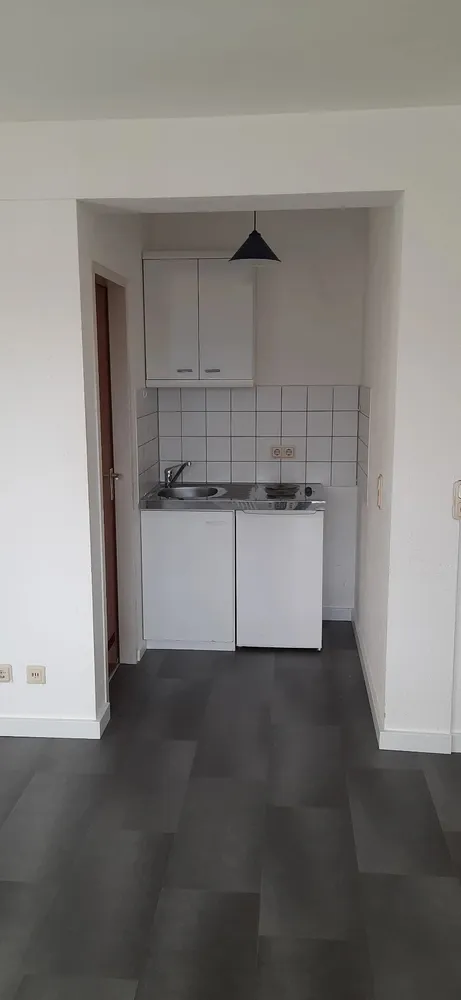 1 room apartment with 30 m² in Cologne – Photo 3