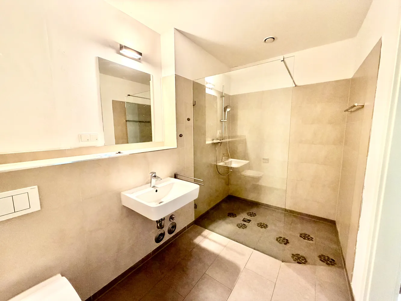 3 Zimmer Wohnung mit 89 m² in Köln – Bild 3