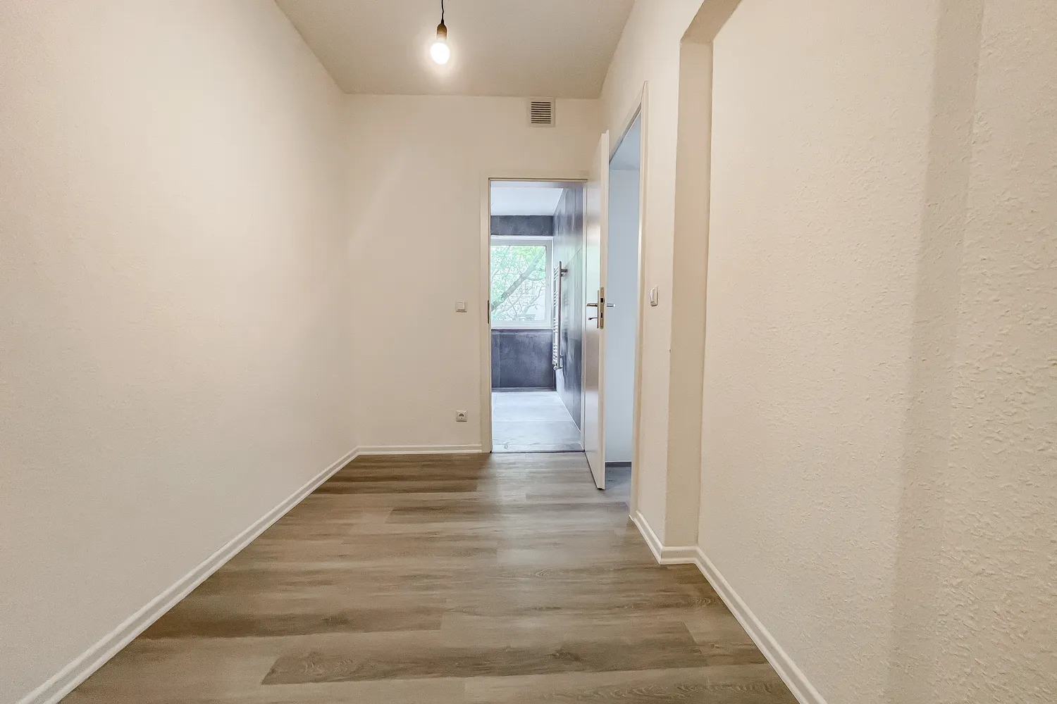 2 Zimmer Wohnung mit 36 m² in Bochum – Bild 3