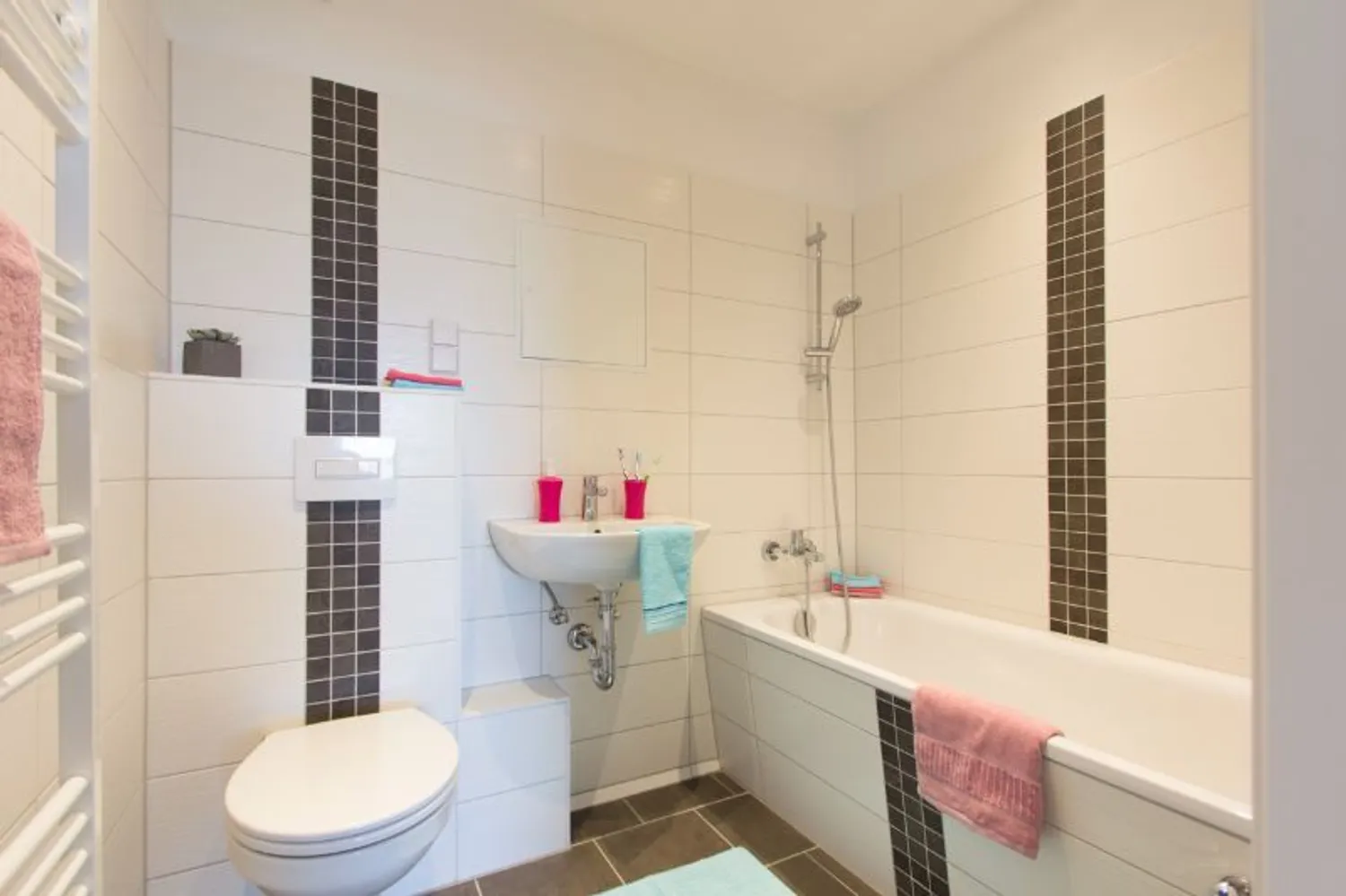 3 room apartment with 70 m² in Magdeburg – Photo 1