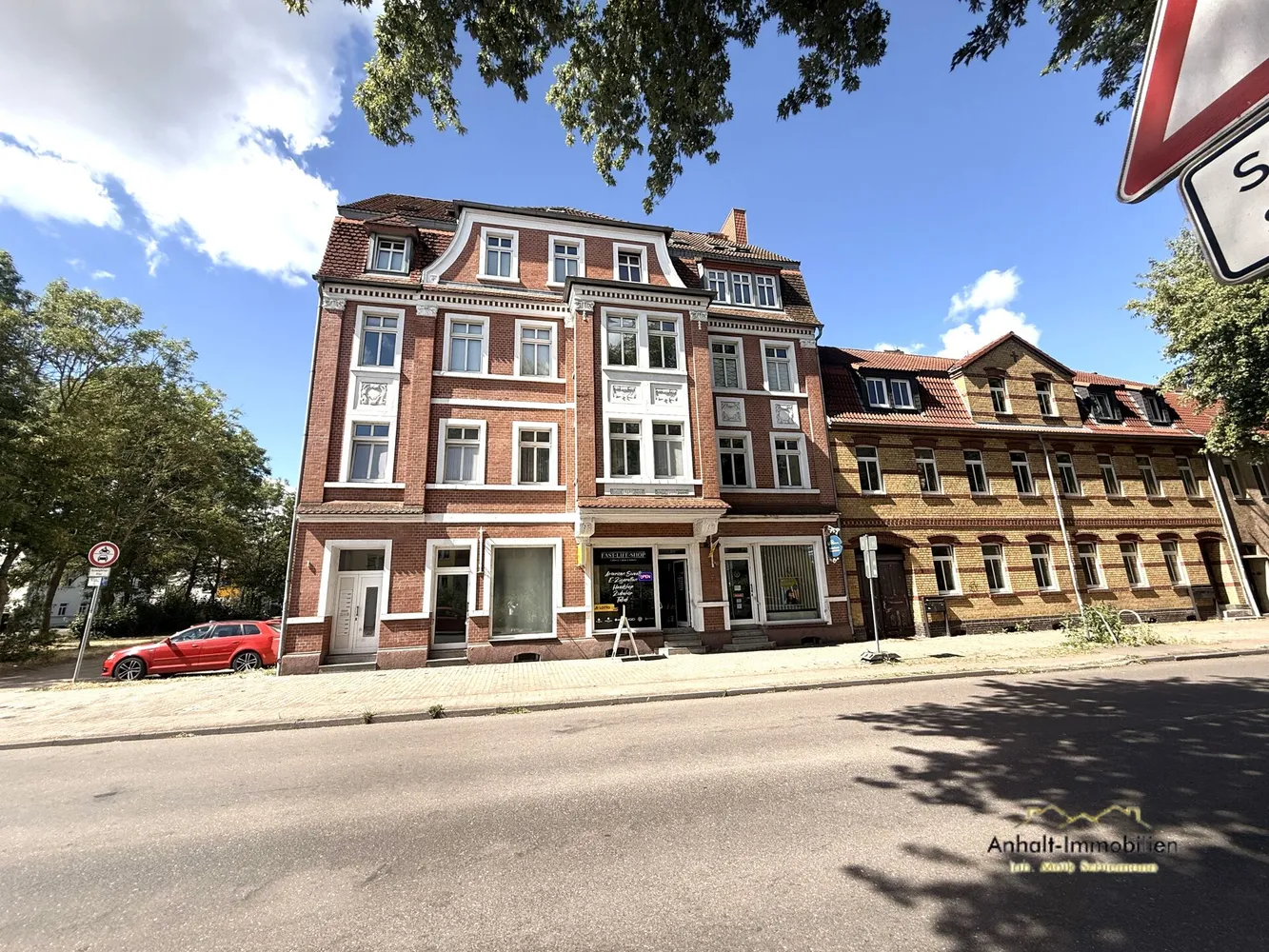 2 Zimmer Wohnung mit 65 m² in Bitterfeld-Wolfen – Bild 1