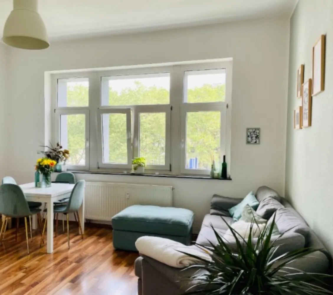 2 Zimmer Wohnung mit 54 m² in Köln – Bild 1