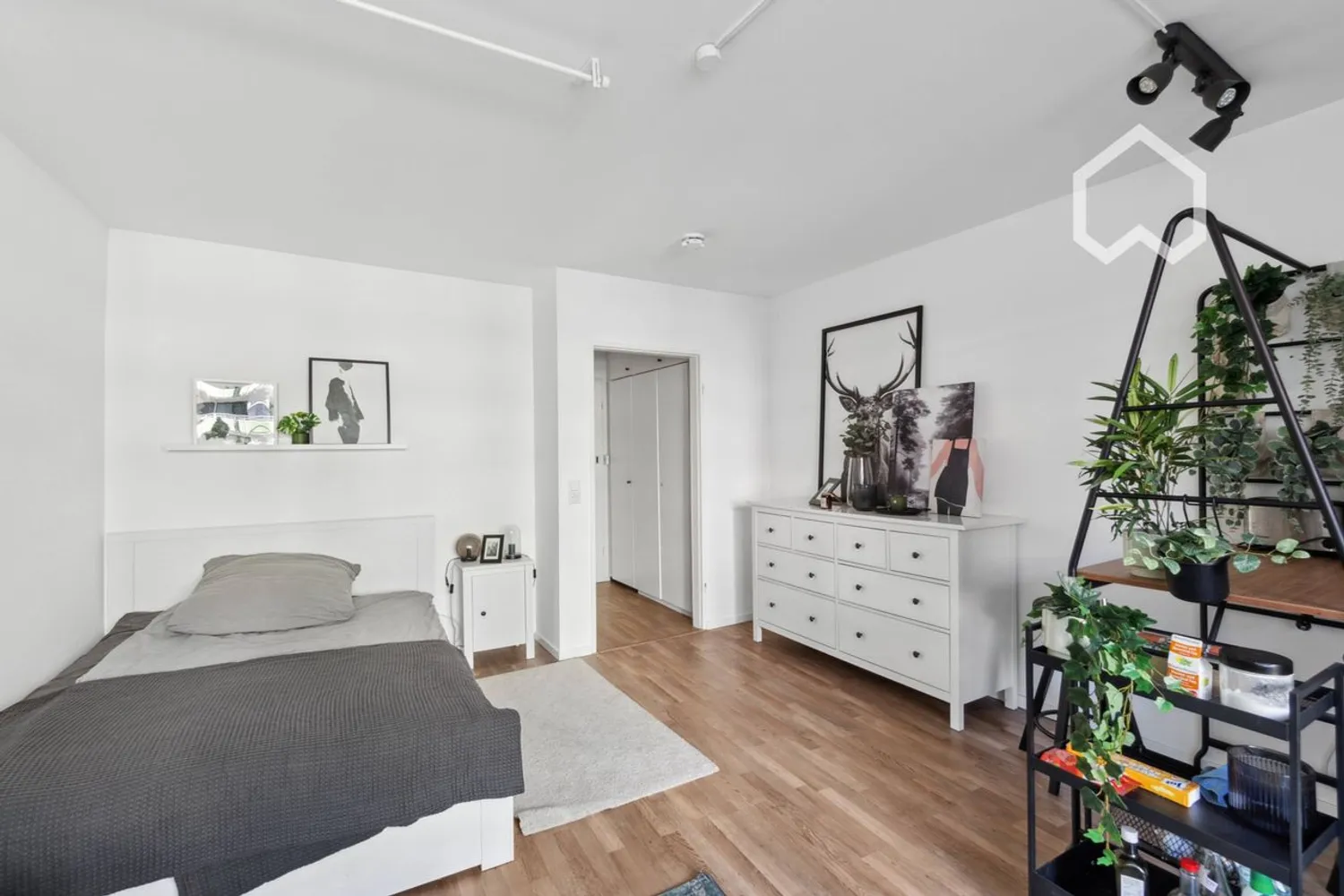 1 Zimmer Wohnung mit 32 m² in Düsseldorf – Bild 8