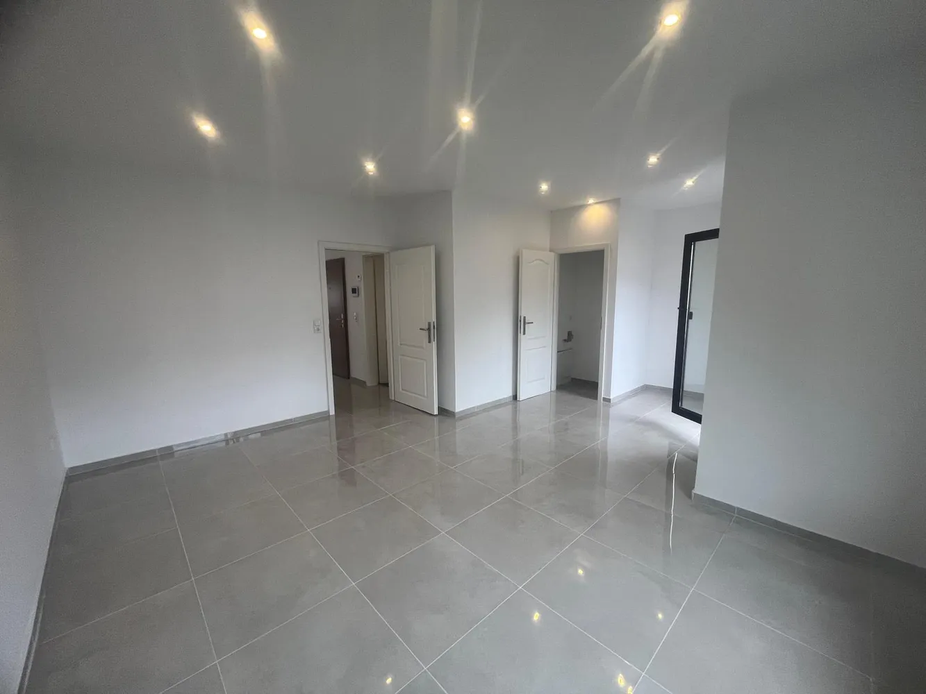 2 Zimmer Wohnung mit 67 m² in Bremen – Bild 8
