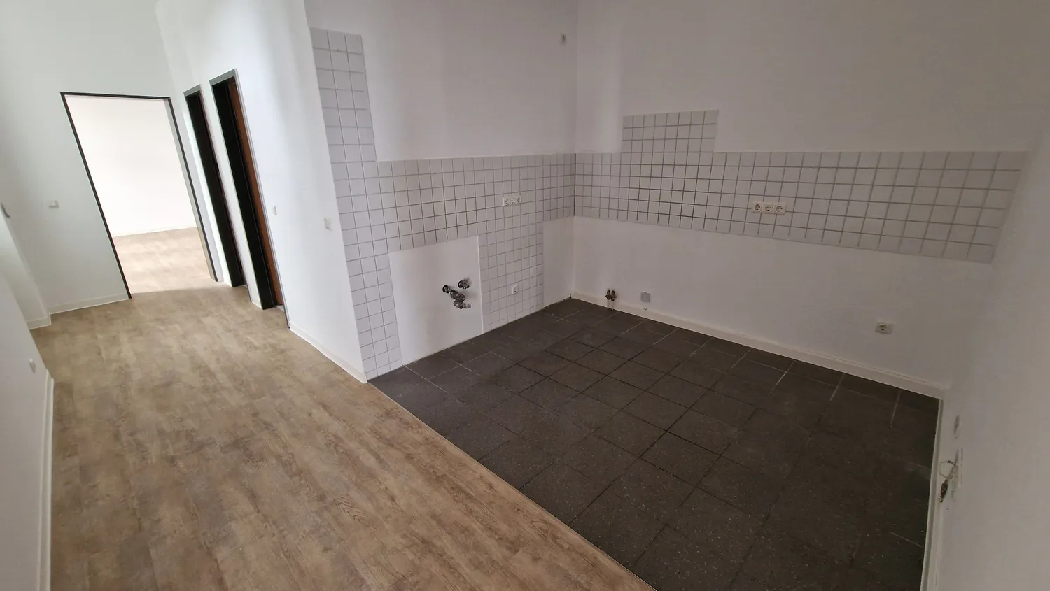 4 Zimmer Wohnung mit 120 m² in Magdeburg – Bild 10