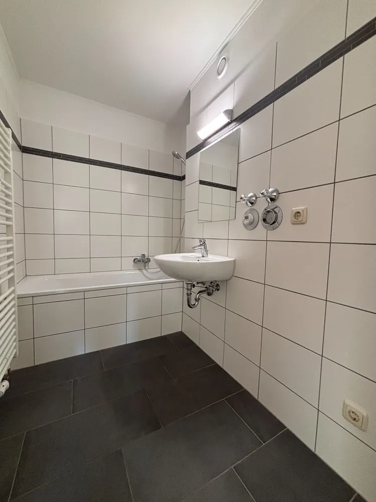 3 Zimmer Wohnung mit 71 m² in Augsburg – Bild 6
