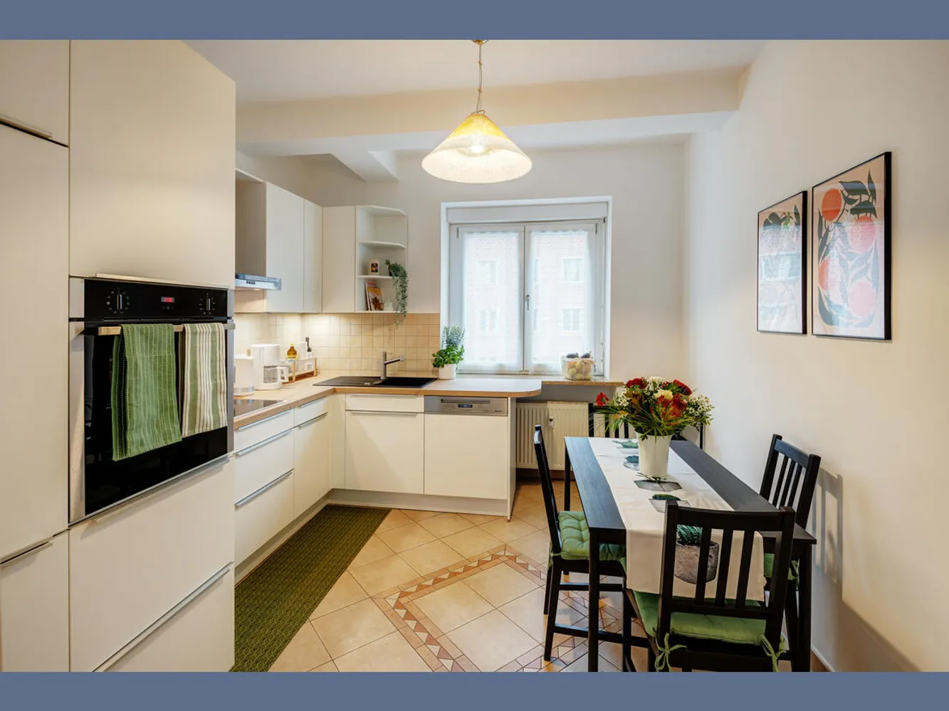 4 room apartment with 110 m² in Munich – Photo 11