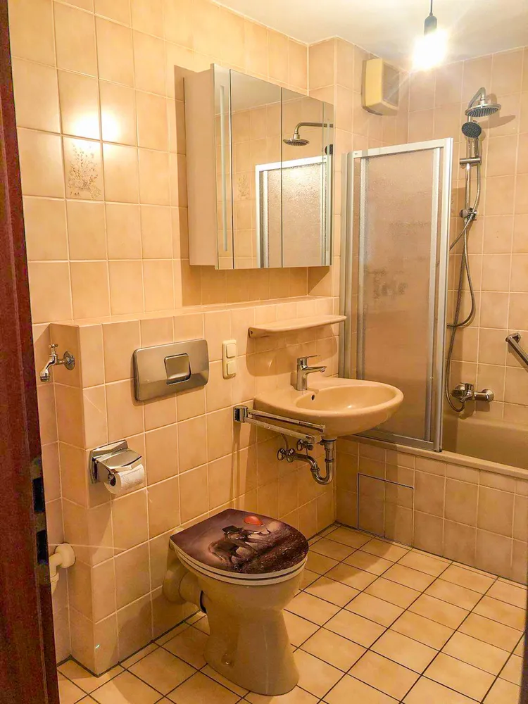 3 Zimmer Wohnung mit 72 m² in Regensburg – Bild 2