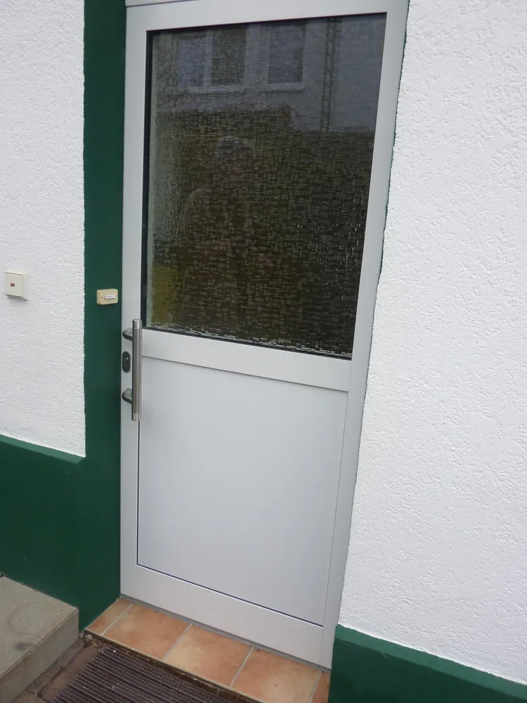 2 Zimmer Wohnung mit 35 m² in Wiesbaden – Bild 2