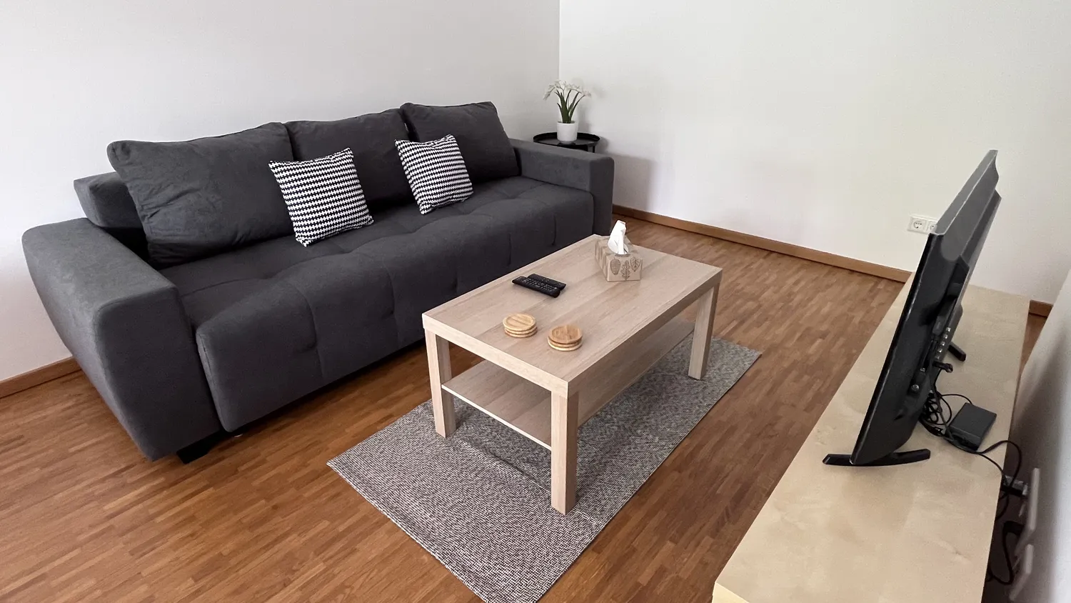 2 Zimmer Wohnung mit 56 m² in München – Bild 4