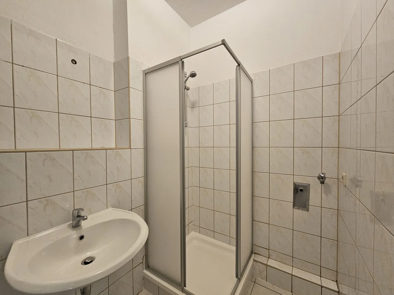 2 Zimmer Wohnung mit 46 m² in Halle (Saale) – Bild 7