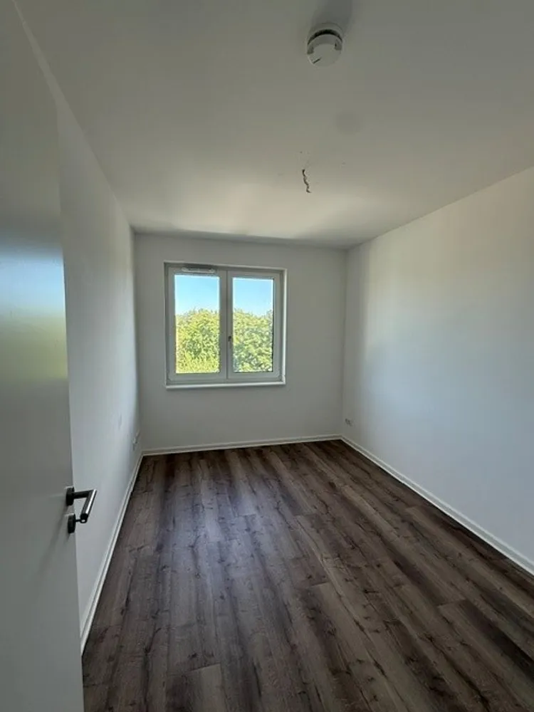 4 Zimmer Wohnung mit 95 m² in Berlin – Bild 5