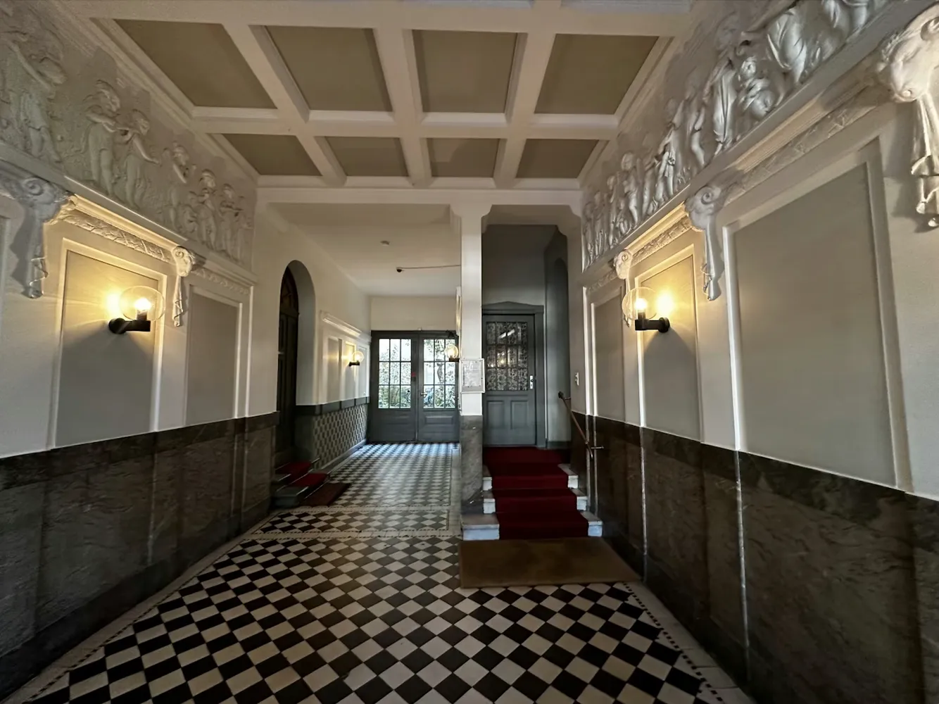 2 Zimmer Wohnung mit 90 m² in Berlin – Bild 3