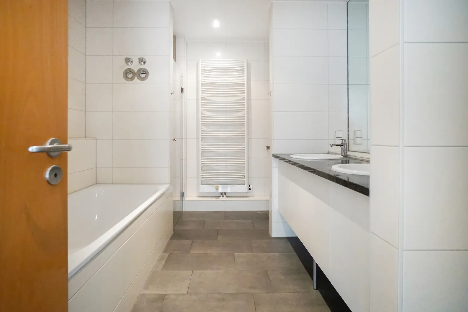 3 Zimmer Wohnung mit 143 m² in Berlin – Bild 8