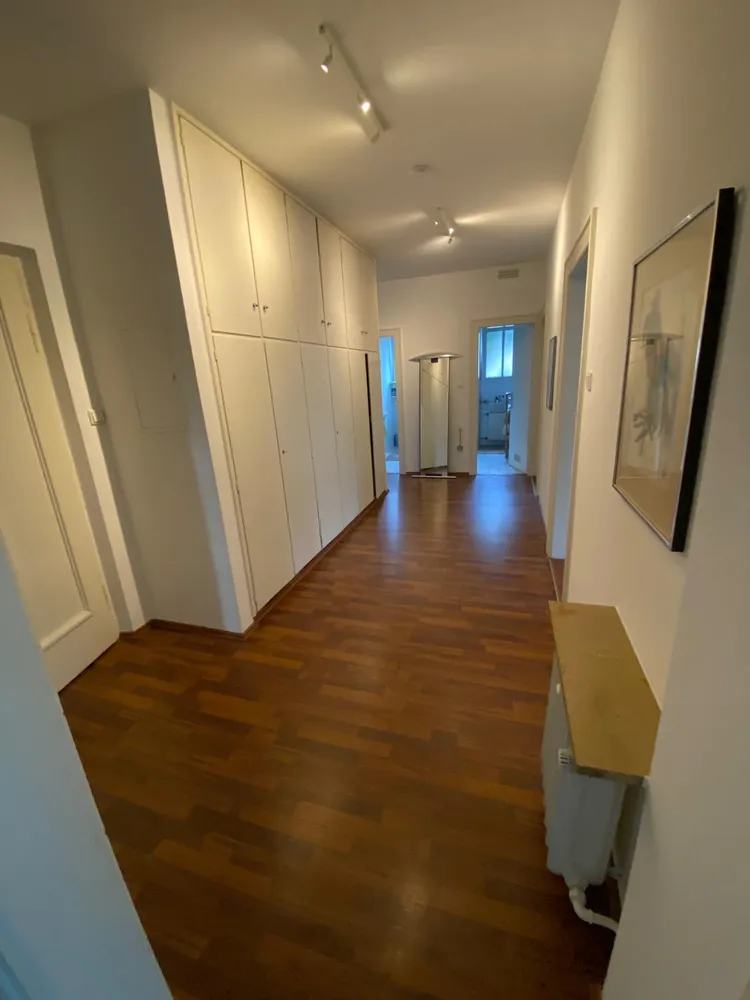4 Zimmer Wohnung mit 127 m² in Nürnberg – Bild 1
