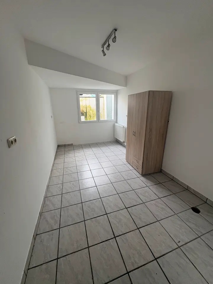 6 Zimmer Wohnung mit 120 m² in Ludwigshafen – Bild 7